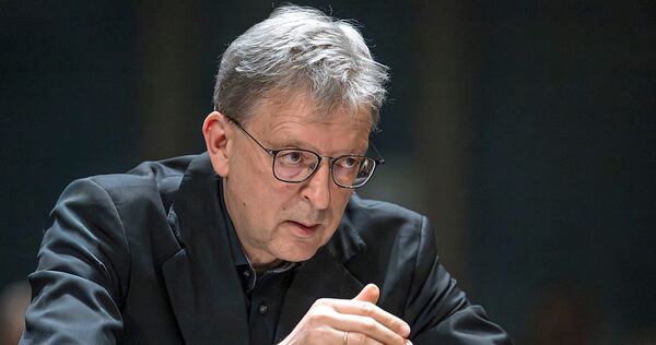 Hans-Christoph Rademann beim Eröffnungskonzert des Bachfests.