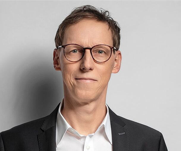 Professor Dr. Dirk Schwarzer ist am Dienstag, 17. März, zu Gast im Verlagshaus der Ludwigsburger Kreiszeitung.