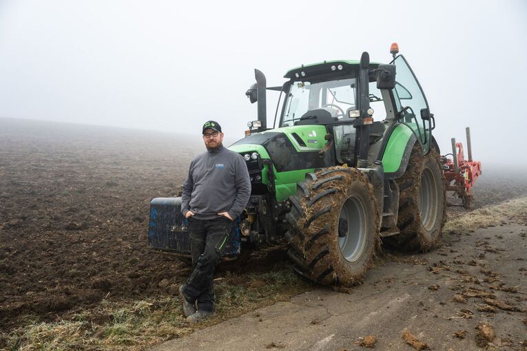 Landwirt und Kümmerer Stefan Leichenauer Landwirt und Kümmerer Stefan Leichenauer