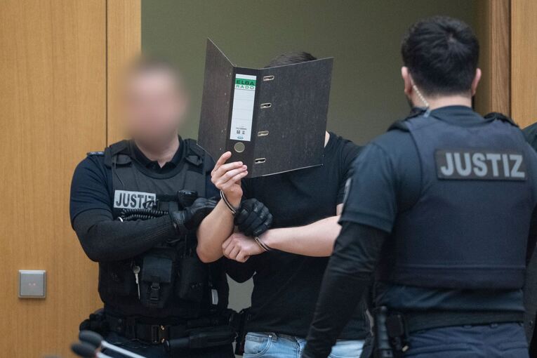 Staatsschutzverfahren gegen drei Ukrainer wegen Agententätigkeit