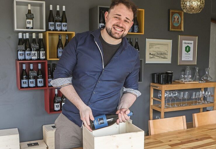 Seit 1. März betreibt Danny Bruker das gleichnamige Weingut und verkauft die Weine aus 2023 und älter in der Vinothek.