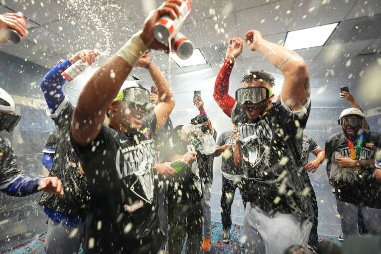 Baseball: Venezuela - USA