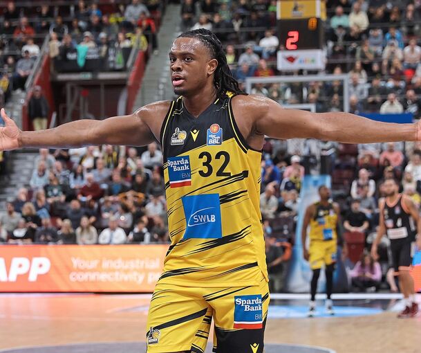 Präsent unter dem Korb: Riesen-Center Keeshawn Kellman.