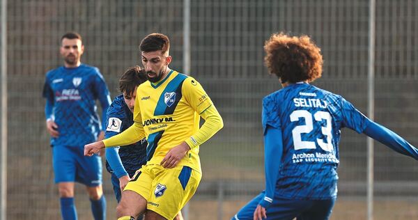 Muss sich noch an das Tempo in der Oberliga gewöhnen: Auron Selimi.