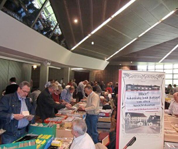 Postkarten, Münzen, Briefmarken: Die Sammlerbörse in Korntal-Münchingen bot ein breites Spektrum.
