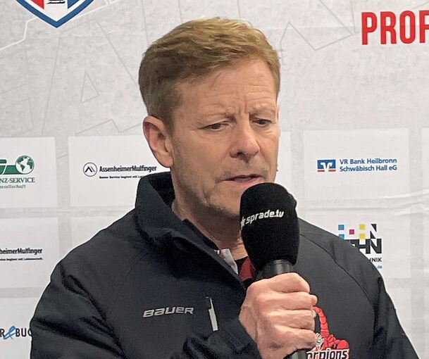 Den EC Bad Nauheim vor dem Abstieg gerettet: Trainer Kevin Gaudet.