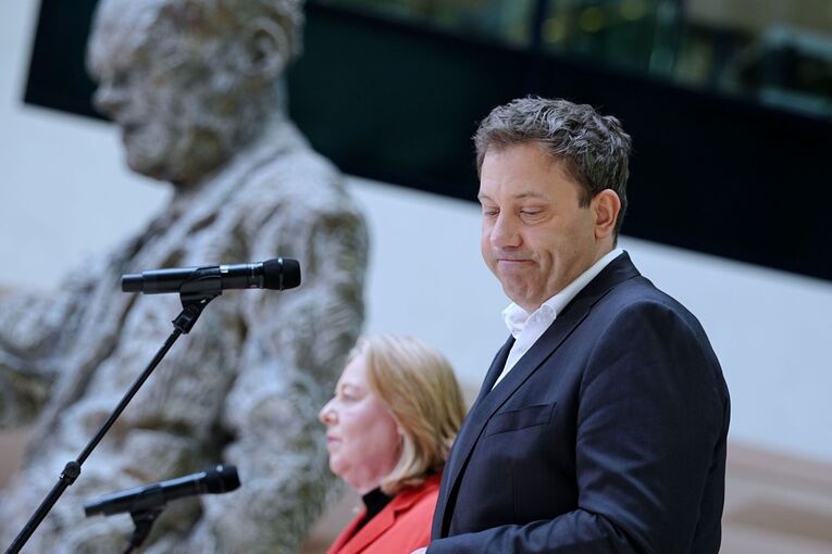 Gremiensitzungen und Statements der Bundesparteien Gremiensitzungen und Statements der Bundesparteien