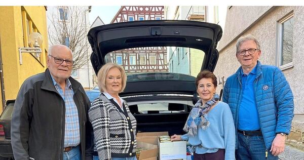 Bei der Übergabe (von links): Gottfried Spelsberg-Korspeter, Gundula Hübsch, Sigrid Ensslin und Dieter Schmidtke.
