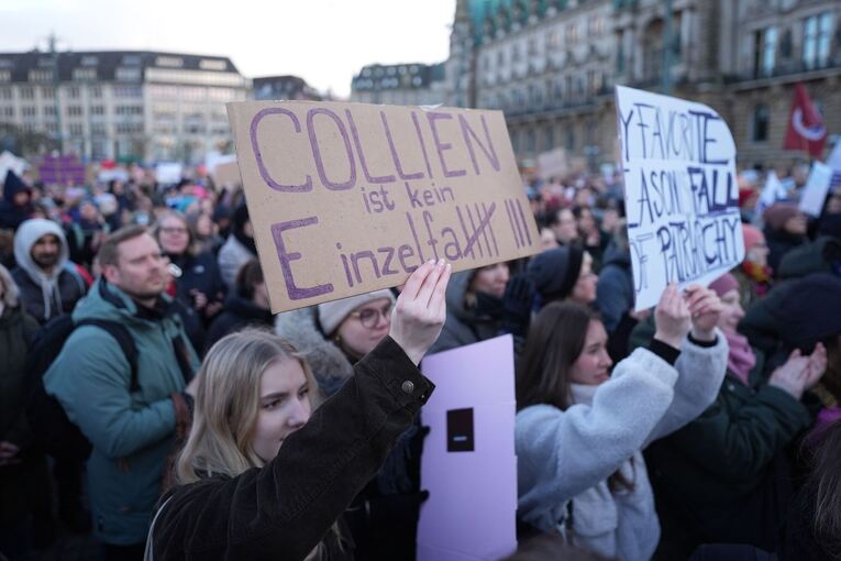 Demonstration gegen sexualisierte Gewalt gegen Frauen Demonstration gegen sexualisierte Gewalt gegen Frauen