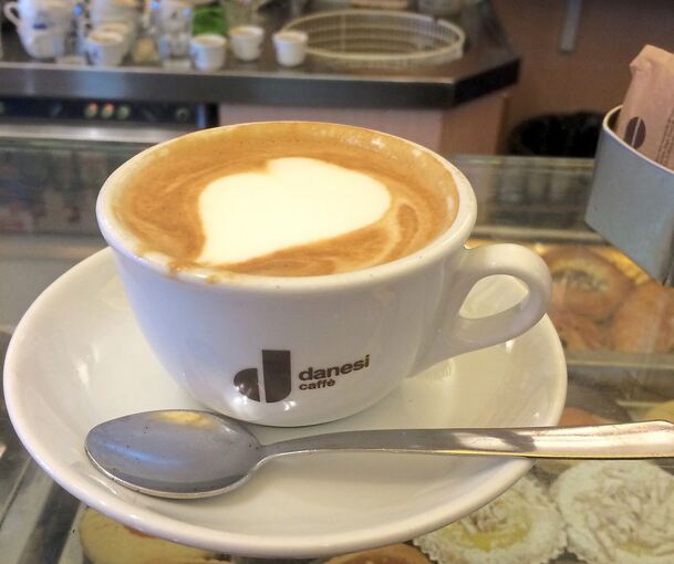 Mitte April eröffnet das Café Livea an neuer Stelle.