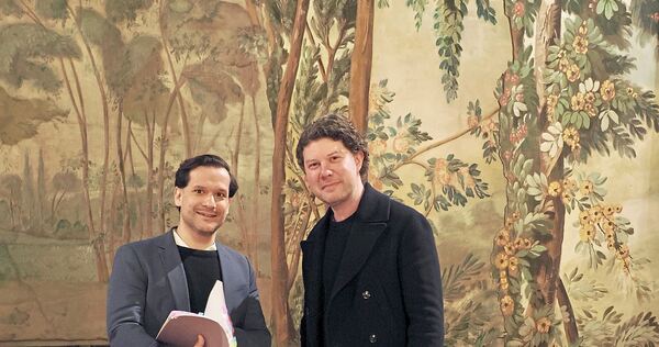 „Es wird magisch werden“: Regisseur Charles Di Meglio (links) und Intendant Lucas Reuter haben sich schon mal umgesehen.