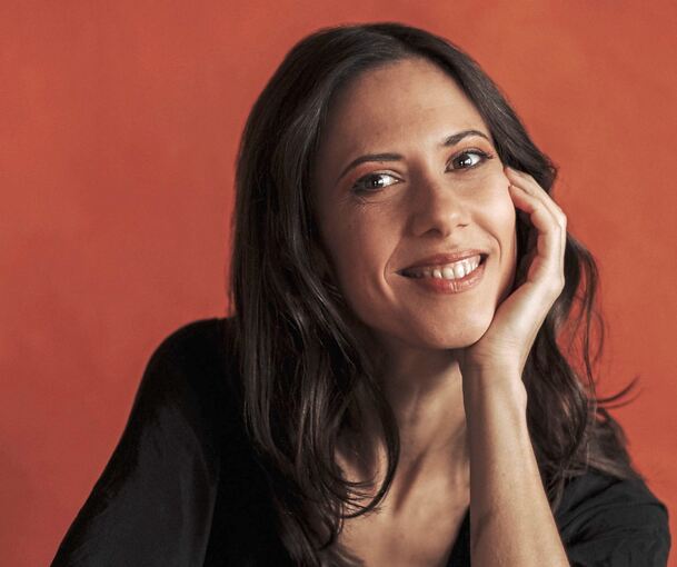 Auch sie ist bei den Jazztagen dabei: Die Kornwestheimer Pianistin Olivia Trummer stellt im Quartett ihr „Songbook“ vor.