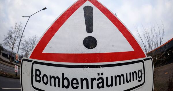 Bombenentschärfung Symbolbild