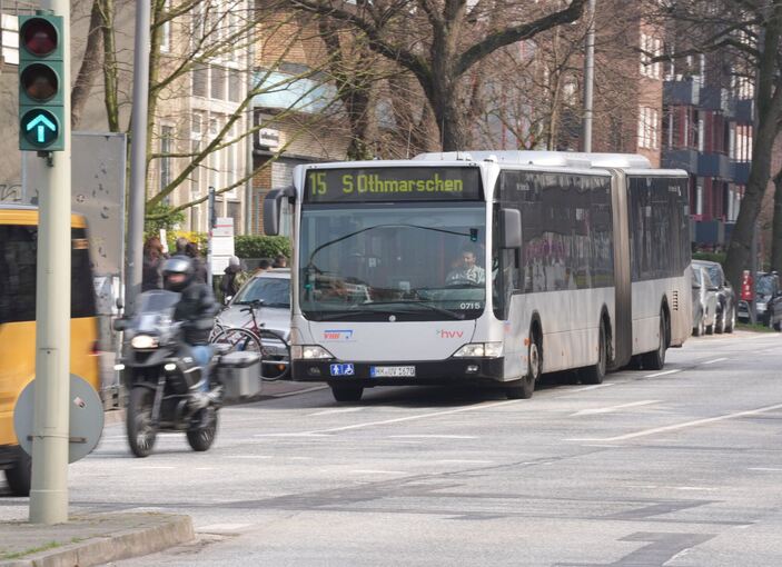 Nahverkehrs-Bus