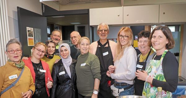 Beim monatlichen Kochen steht das Miteinander im Mittelpunkt.
