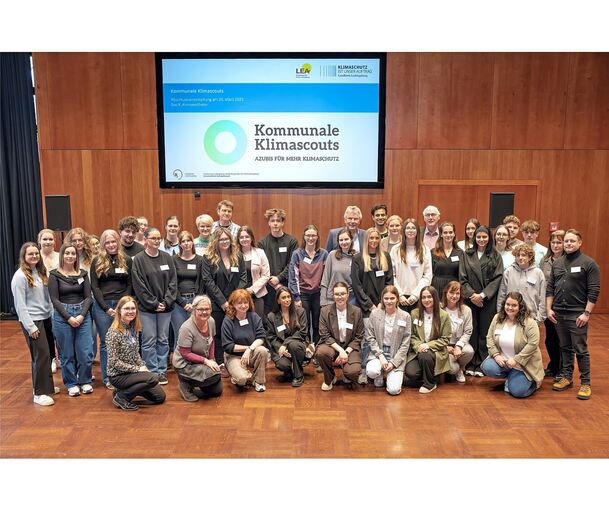 Rund 30 Auszubildende in acht Teams nahmen am Projekt teil.