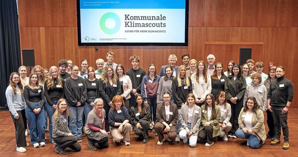 Rund 30 Auszubildende in acht Teams nahmen am Projekt teil.