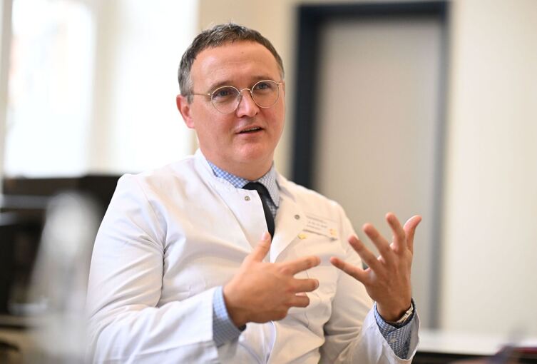 Klinikdirektor Graf zu Cyberchondrie