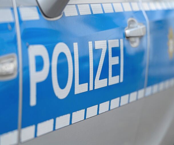 Die Polizei bittet um Hinweise.