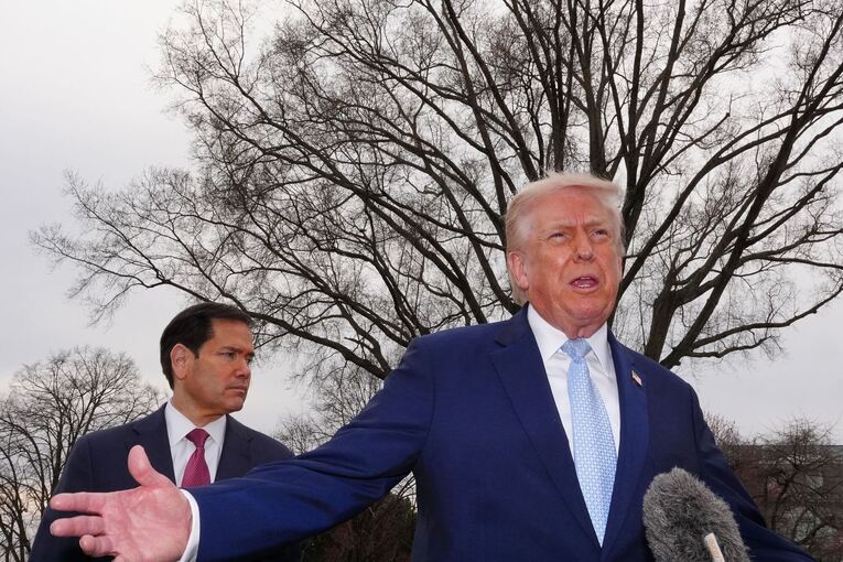 US-Präsident Trump (r.) und US-Außenminister Rubio