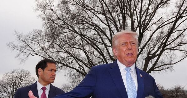 US-Präsident Trump (r.) und US-Außenminister Rubio