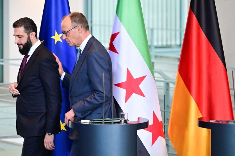 Syriens Übergangspräsident Ahmed al-Scharaa besucht Berlin