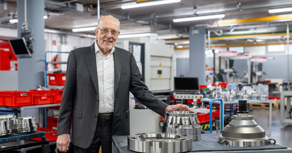 Gerhard Rall ist ein Tüftler durch und durch. Spannmittel wie diese sind ein Welthit aus dem Hause Hainbuch.