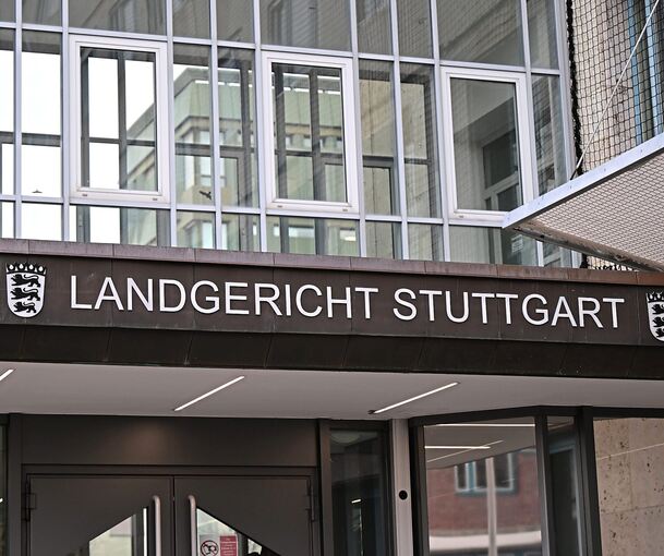 Der Prozess wird am Stuttgarter Landgericht geführt.