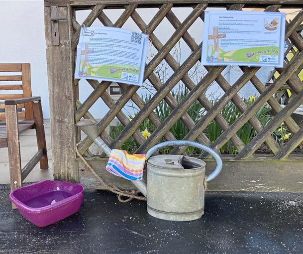 Jesus hat die Füße seiner Jünger gewaschen. Diese Station fordert die Menschen auf dem Kreuzweg dazu heraus, ihren Mitmenschen die Füße oder die Hände zu waschen.