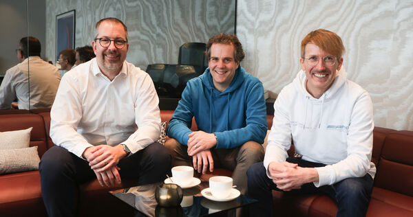 Auch sie sind Mitglieder des Gebetskreises bei Mercedes-AMG in Affalterbach: (von links) Simon Westphal, Thomas Maier und Michael Brunnquell.