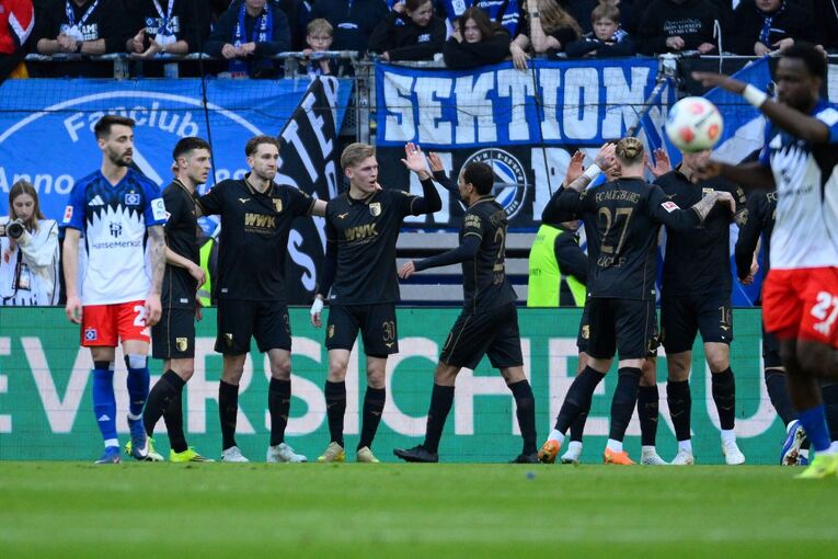 Hamburger SV - FC Augsburg Hamburger SV - FC Augsburg