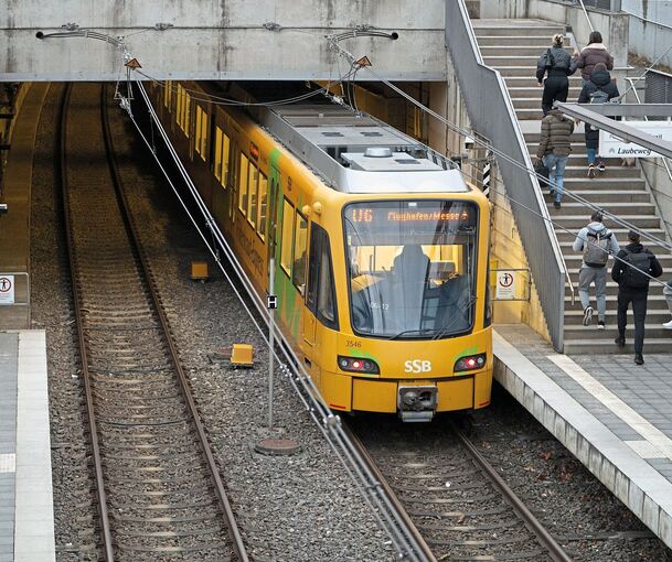 Auch mit der S-Bahn und U-Bahn kommt man an den Stuttgarter Flughafen.