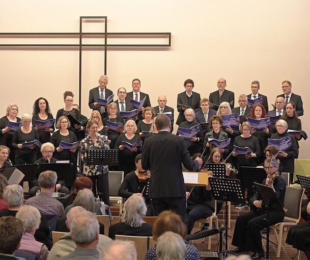 In der Christuskirche zeigen Chor und Orchester, was sie mehrere Monate lang geprobt hatten.