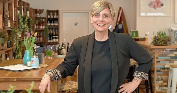 Gabriele Scherzer setzt auf Freundlichkeit und hat immer ein offenes Ohr für die Wünsche ihrer Gäste.