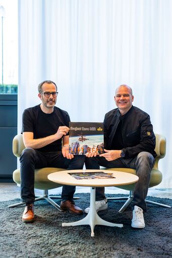 "Dü-di-de-dü": Das sind die Erfinder des "Euro-Mir"-Songs "Dü-di-de-dü": Das sind die Erfinder des "Euro-Mir"-Songs