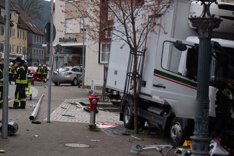 Lastwagen-Unfall in Schramberg