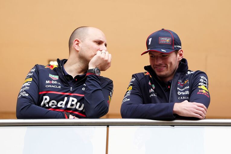 Gianpiero Lambiase (l) und Max Verstappen