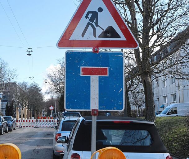 In der Elmar-Doch-Straße wird bereits gebaut, andere für 2026 geplante Tiefbaumaßnahmen stehen noch auf dem Prüfstand.