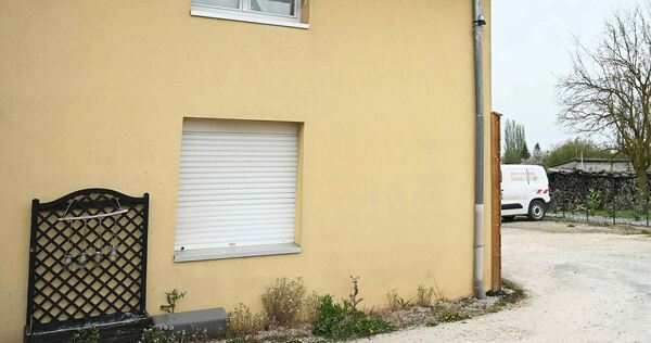 Neunjähriger nackt und unterernährt in Kleinbus entdeckt Neunjähriger nackt und unterernährt in Kleinbus entdeckt