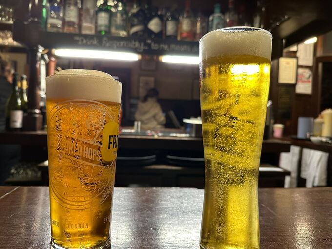 Bier in englischem Pub