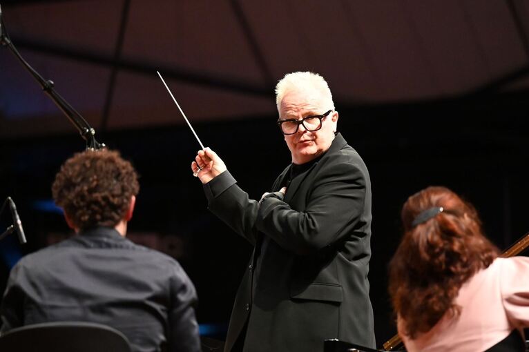 Zum Phänomen Herbert Grönemeyer vor seinem 70. Geburtstag Zum Phänomen Herbert Grönemeyer vor seinem 70. Geburtstag