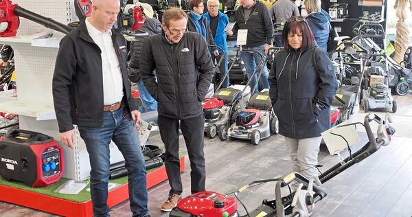 Von E-Mobilität bis Gartenideen: Besucher erleben bei der Messe die ganze Bandbreite regionaler Unternehmen.