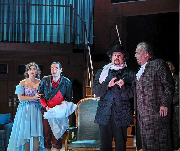 Die Singspielfreude ist eine pure Wonne: Rossinis „Il barbiere di Siviglia“ am Theater Pforzheim.