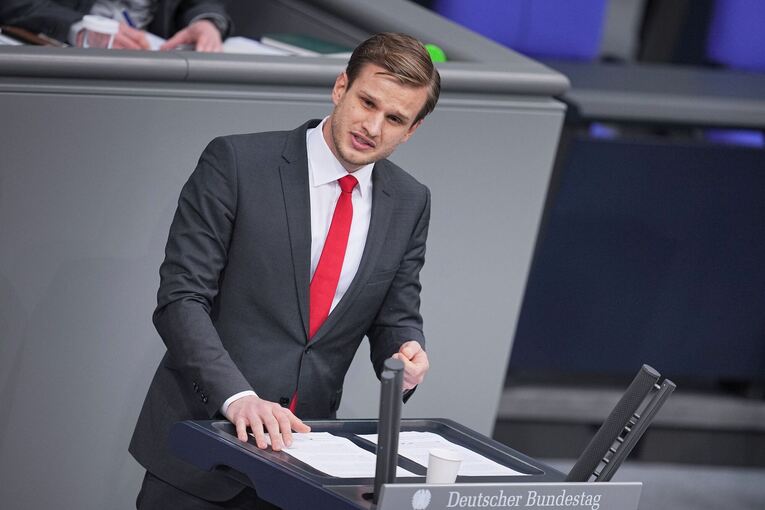 Robin Mesarosch Robin Mesarosch