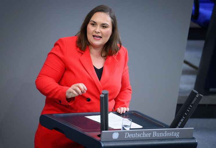 Isabel Cademartori Isabel Cademartori