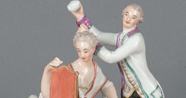 Porzellanfigur aus dem 18. Jahrhundert: Dame und Friseur (Ludwigsburg, 1765–1770).