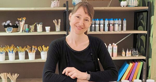 Melanie Herrmann hat ihr „Kreativstudio Herzgemacht“ vergrößert und Geschäftsräume in der Friesenstraße 16 in Oßweil bezogen.