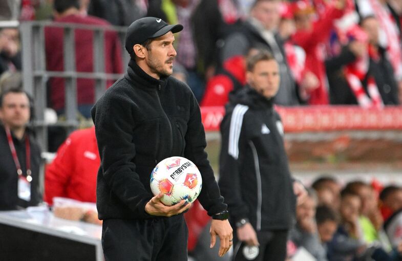 Julian Schuster Julian Schuster