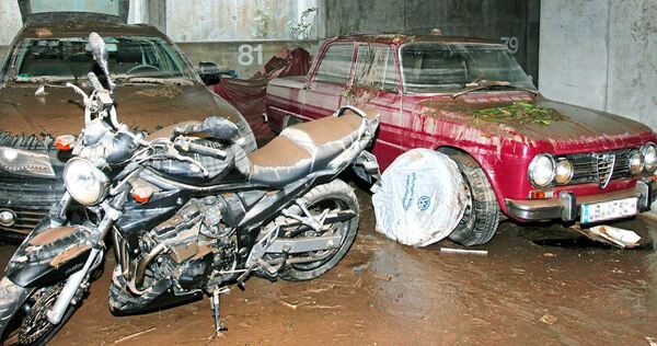 2010 gab es in Ditzingen ein starkes Hochwasser, das auch diese Tiefgarage überspülte. Rückhaltebecken sollen solche Katastrophen künftig verhindern.
