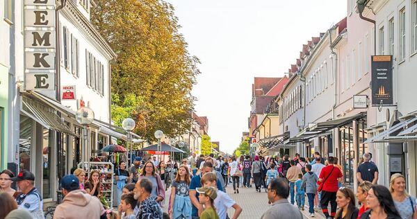 Eine belebte Innenstadt: Möglich ist dies durch den Einzelhandel, der die Innenstädte belebt.